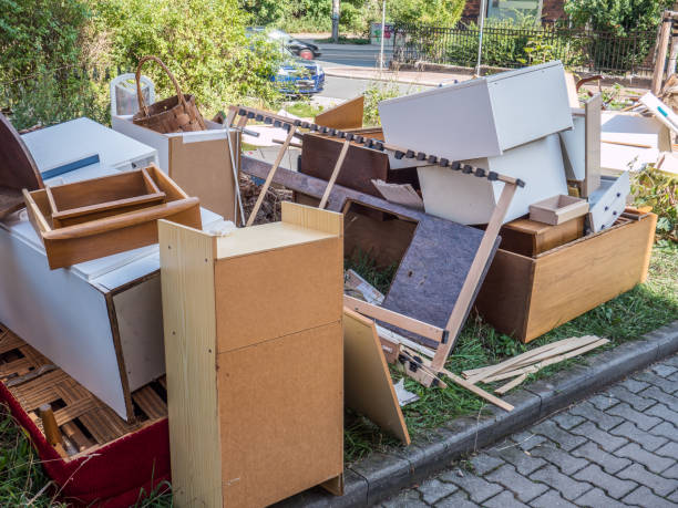 Best Construction Debris Removal  in River Road, OR
